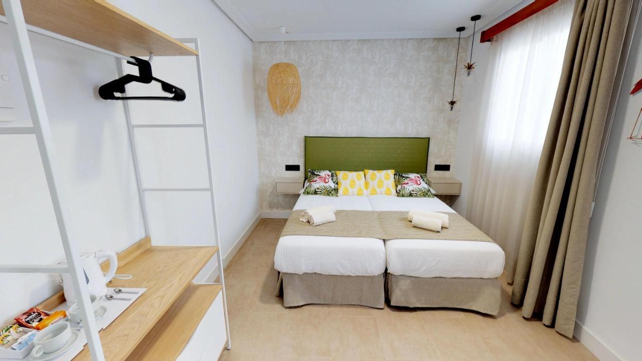 Hostal Boutique La Espanola Rota Esterno foto